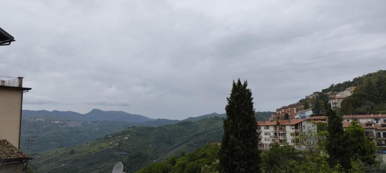 Casa Della Grotta Daire Olevano Romano Dış mekan fotoğraf